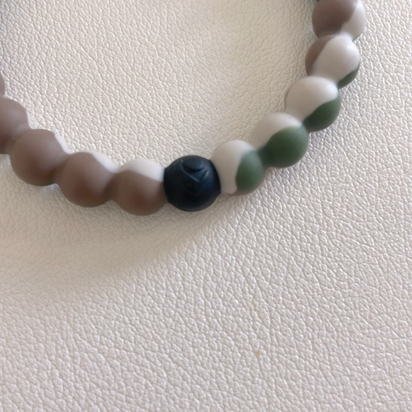 Lokai WWF Bracelet in Camo - Size: S - Picture 3 of 4